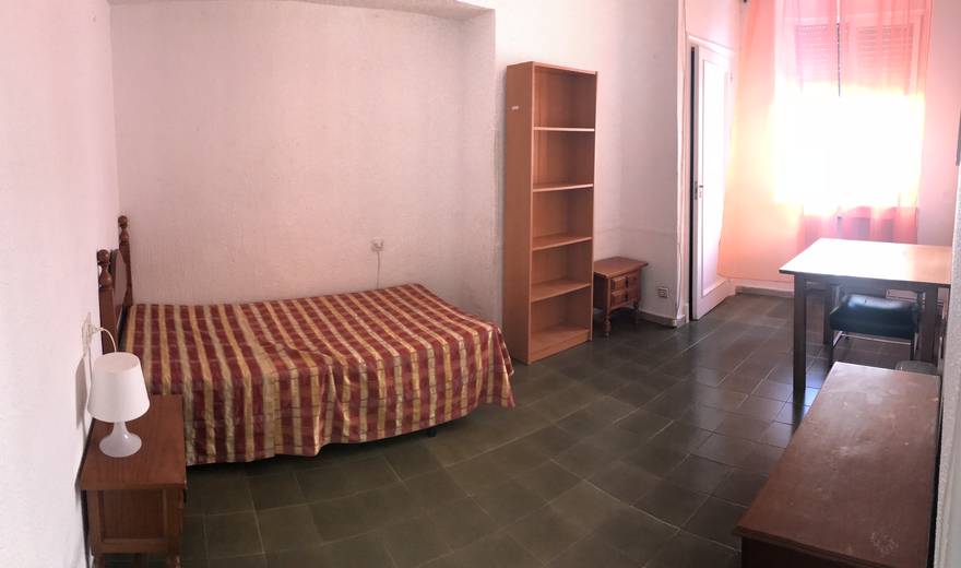 Cozy single Room in the city center