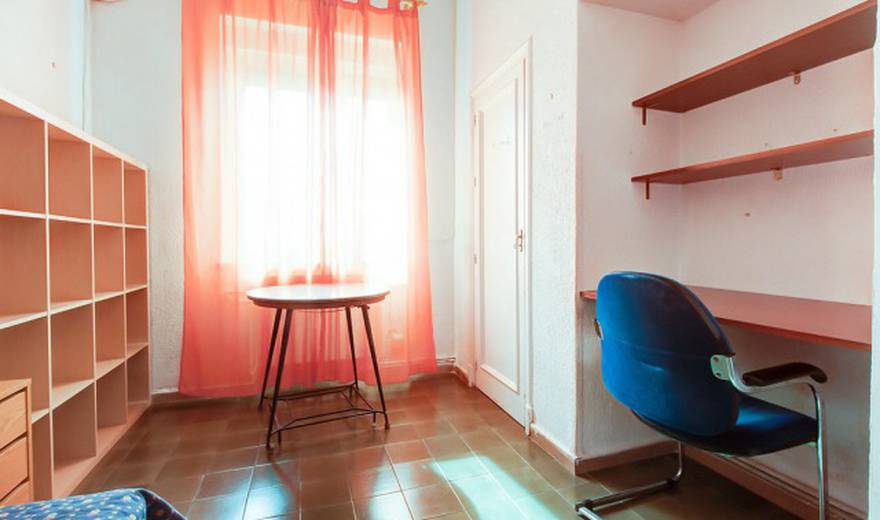 Awesome single Room in the center
